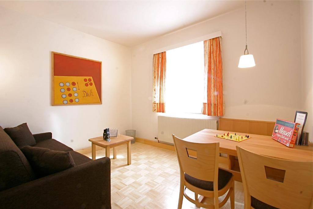Spiele- Und Buchhotel Tschitscher Nikolsdorf Rom bilde