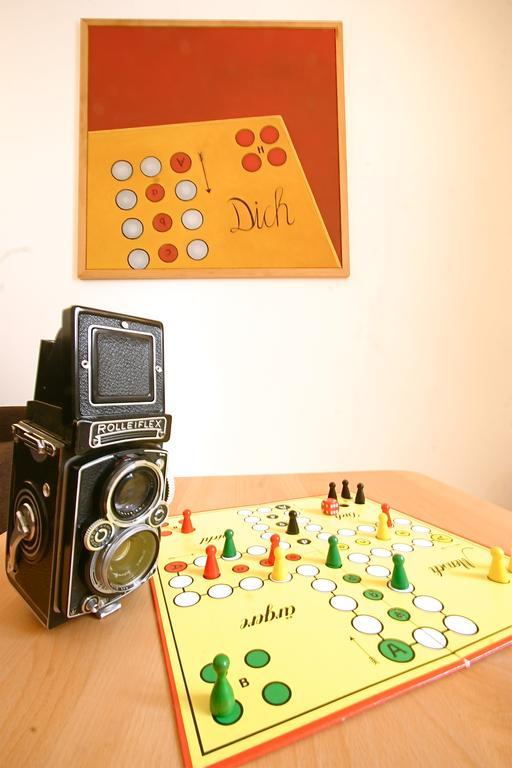 Spiele- Und Buchhotel Tschitscher Nikolsdorf Eksteriør bilde